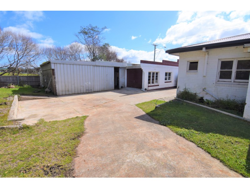 397 Bass Highway, Camdale TAS 7320