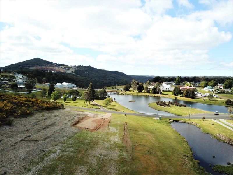 16 English Street, Waratah TAS 7321