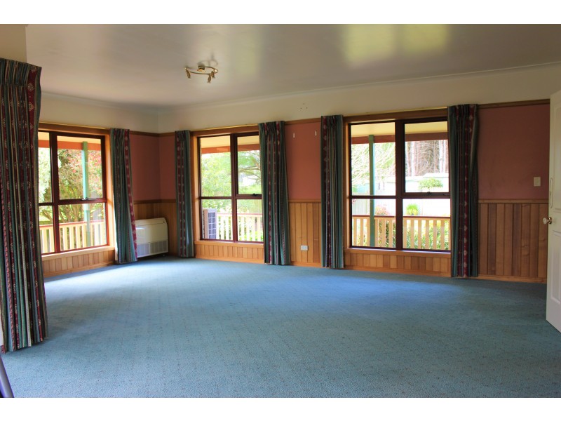 16666 Bass Highway, Wynyard TAS 7325