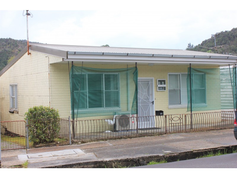 22 McNamara Street, Queenstown TAS 7467