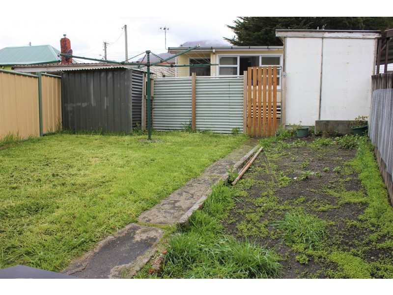 22 McNamara Street, Queenstown TAS 7467