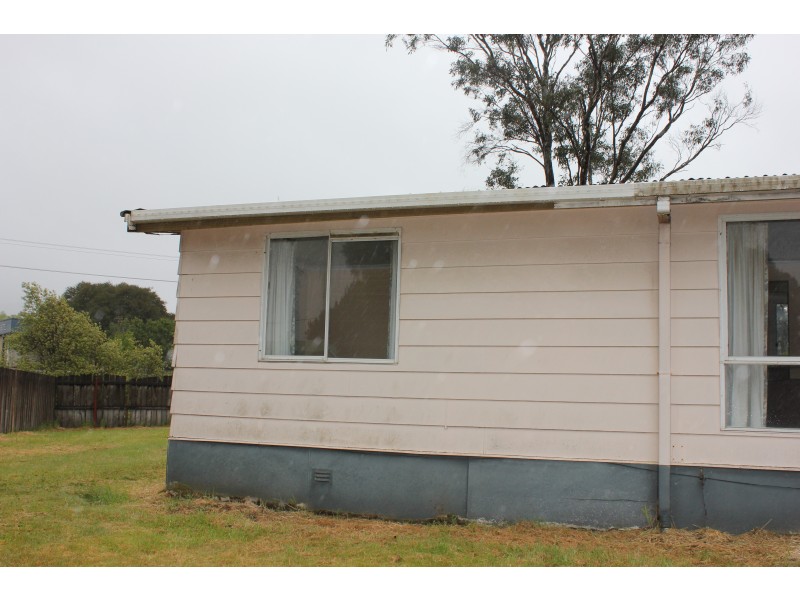 2A Godkin Court, Zeehan TAS 7469
