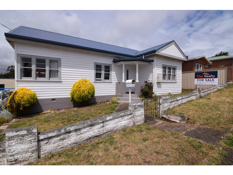 13 Sutton Street, Hillcrest TAS 7320