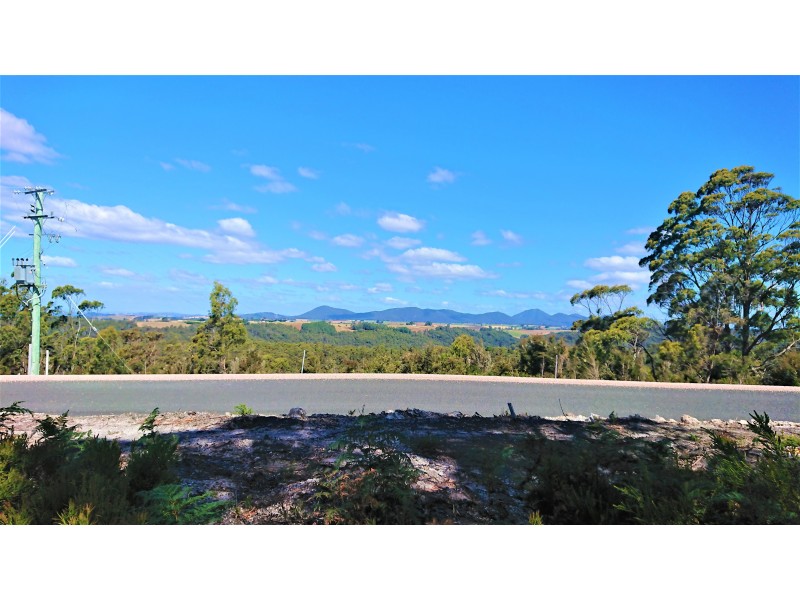 12 Bissett Place, Heybridge TAS 7316