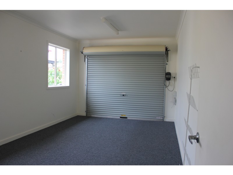 2/24a Athol Street, Somerset TAS 7322