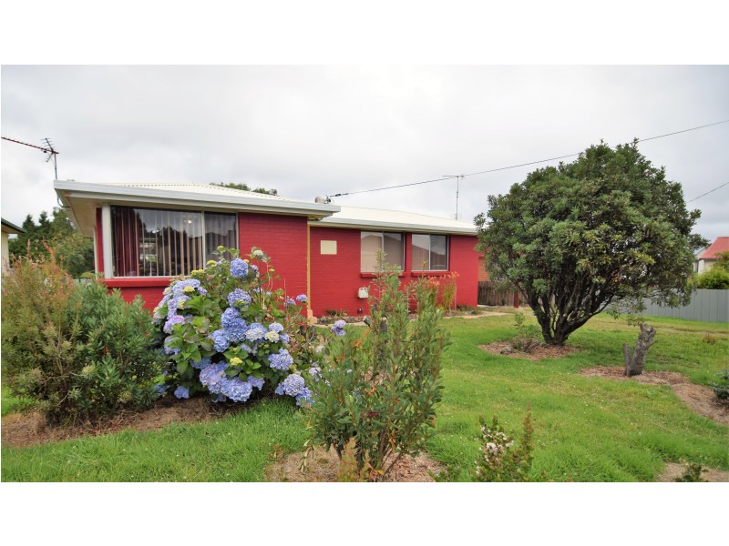 12 Little Quiggin Street, Waratah TAS 7321