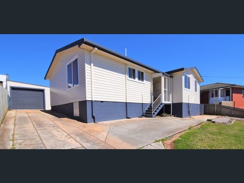 6 Winter Avenue, Upper Burnie TAS 7320