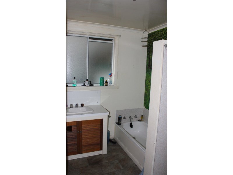 1 Austral, Zeehan TAS 7469