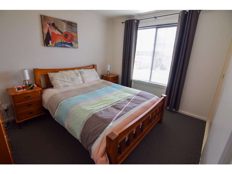 4/9 Gatenby Drive, Miandetta TAS 7310