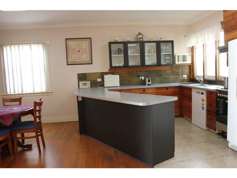 47 Main Road, Wivenhoe TAS 7320