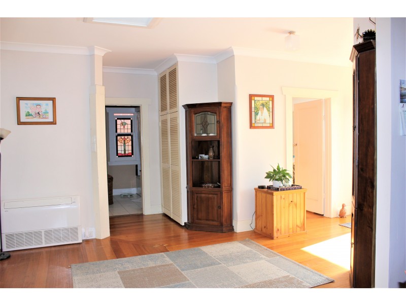 47 Main Road, Wivenhoe TAS 7320