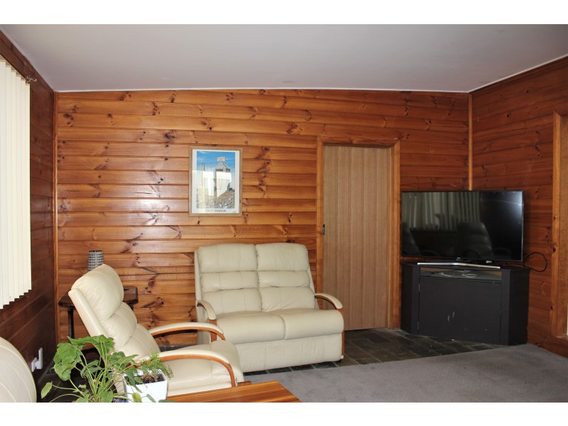 47 Main Road, Wivenhoe TAS 7320