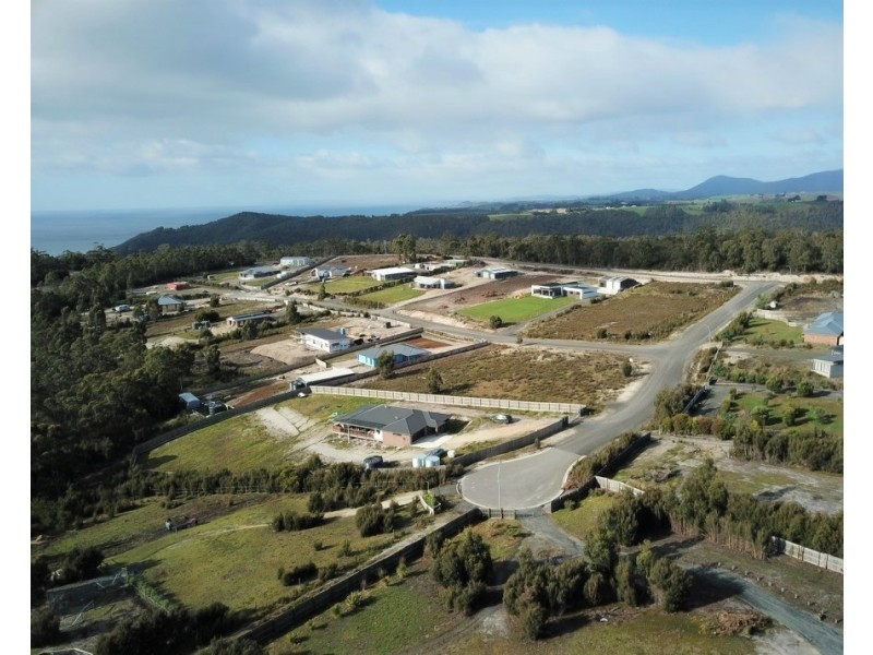 2 Bissett Place, Heybridge TAS 7316