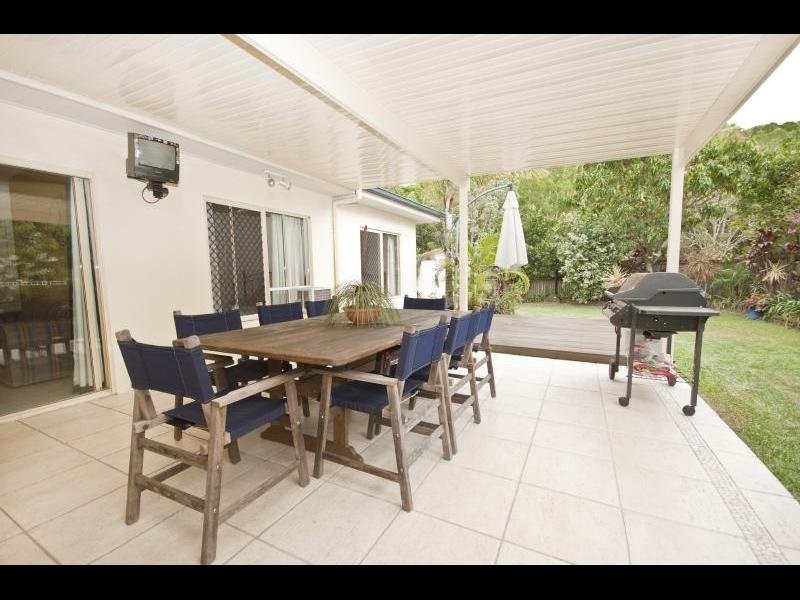 Dolphin Close, Kewarra Beach QLD 4879