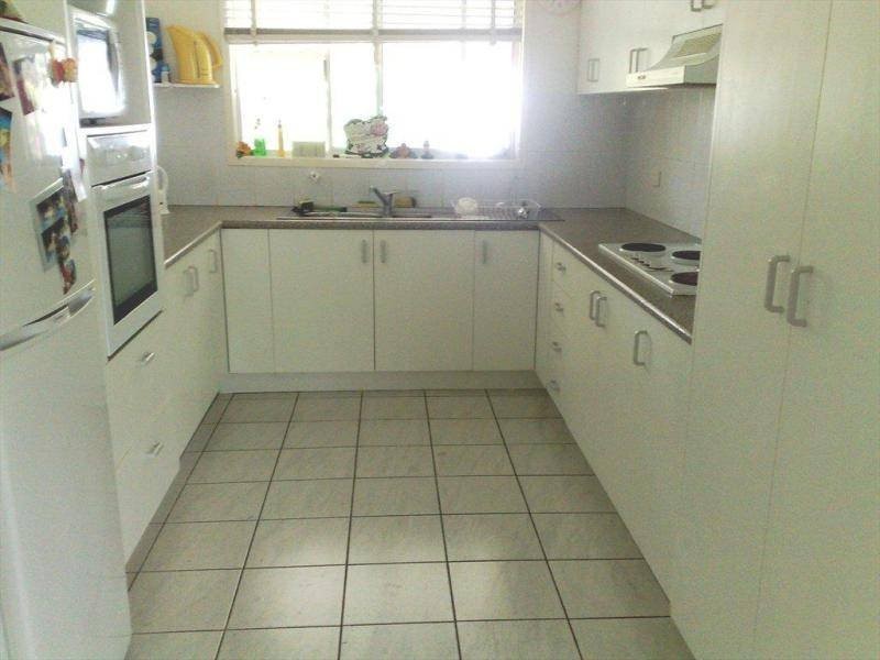 200m off Gold Coast Hwy, Mermaid Beach QLD 4218