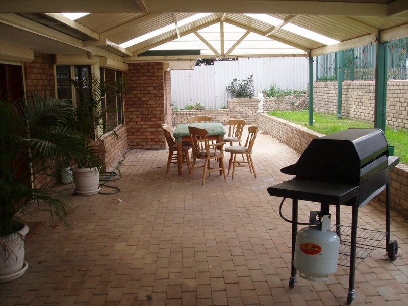 29 tasman road, Beldon WA 6027