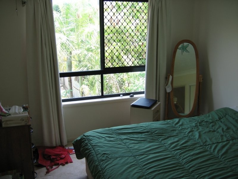 16-24 Purli Street, Chevron Island QLD 4217