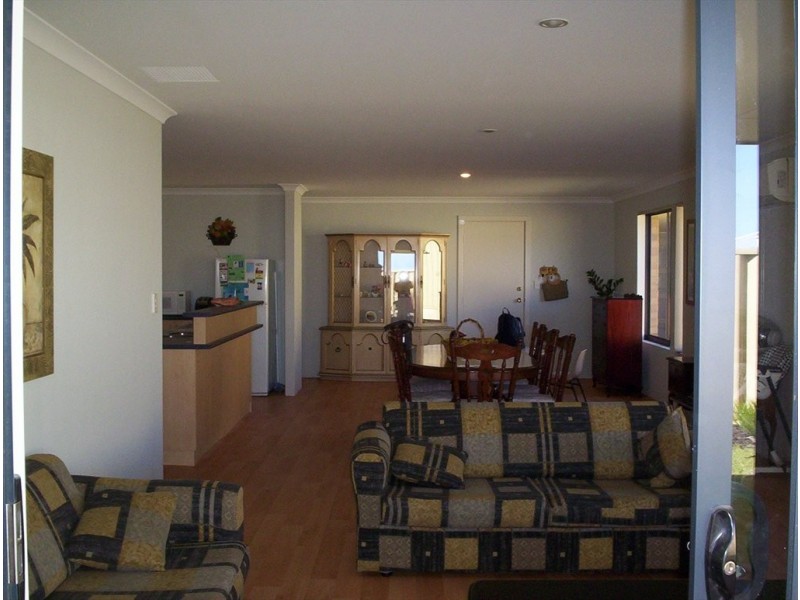 Tarbert Parade, Kinross WA 6028