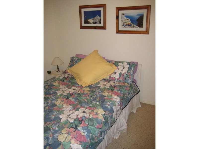 Single, Brisbane QLD 4000