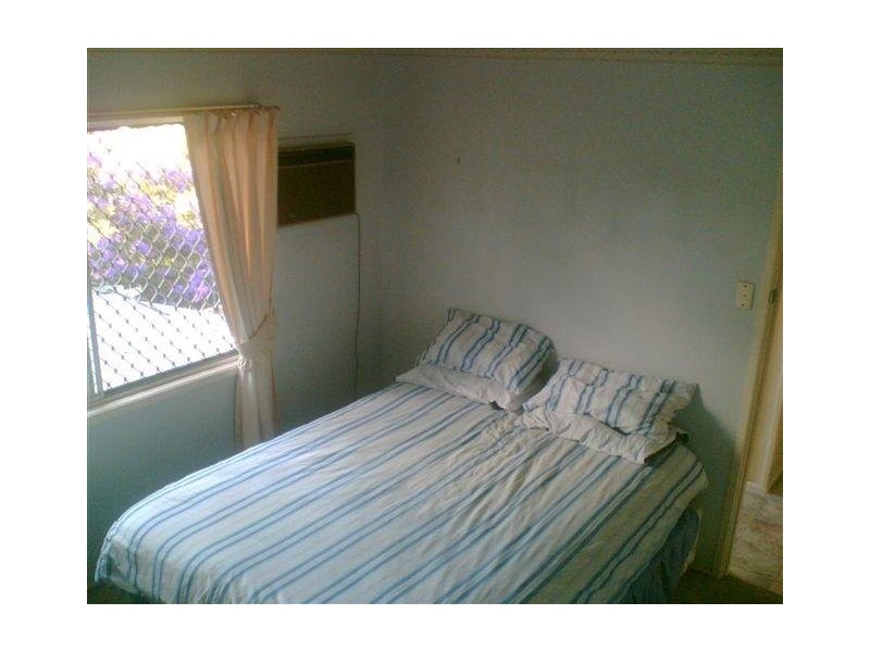 Dale st, Kingston QLD 4114