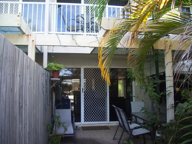 Gleeson Street, Hermit Park QLD 4812