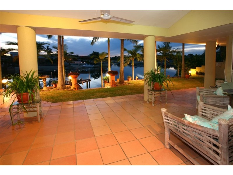 Upton st, Surfers Paradise QLD 4217