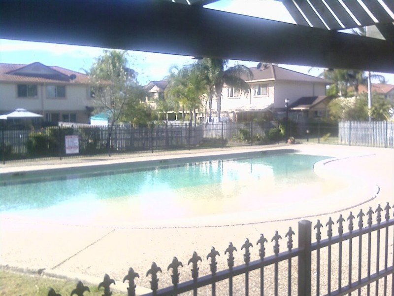 Usher avenue, Labrador QLD 4215