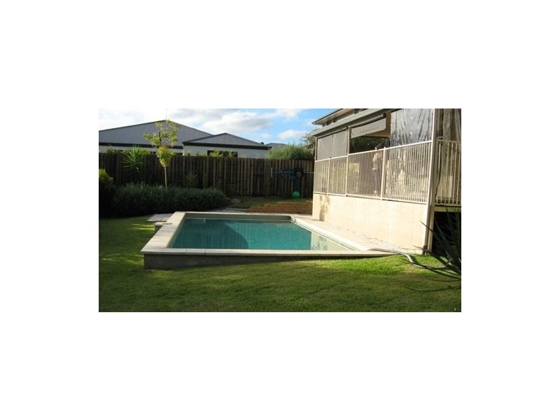 21 Bahkeeta Street, Oxenford QLD 4210