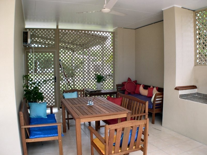8 Cadaga Close, Whitfield QLD 4870
