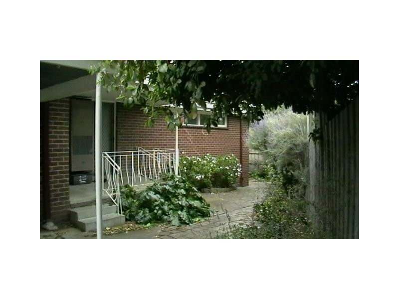 16 Neera court, Glen Waverley VIC 3150