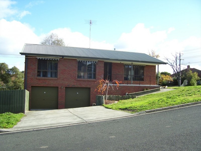 Clayton St, Golden Point VIC 3350
