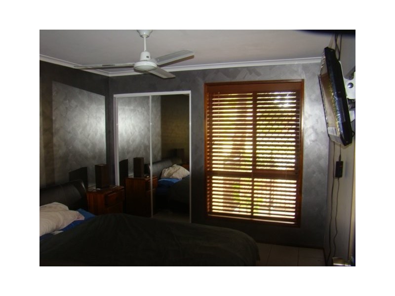 1/80 kangaroo av, Coombabah QLD 4216