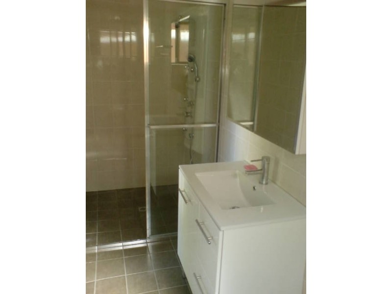 17 Jacques Ave, Peakhurst NSW 2210