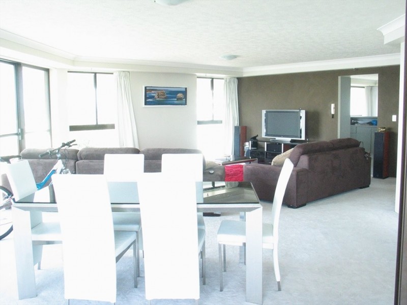oatland esp, Runaway Bay QLD 4216