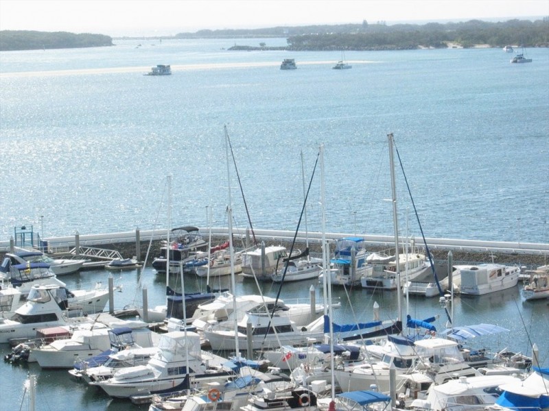oatland esp, Runaway Bay QLD 4216