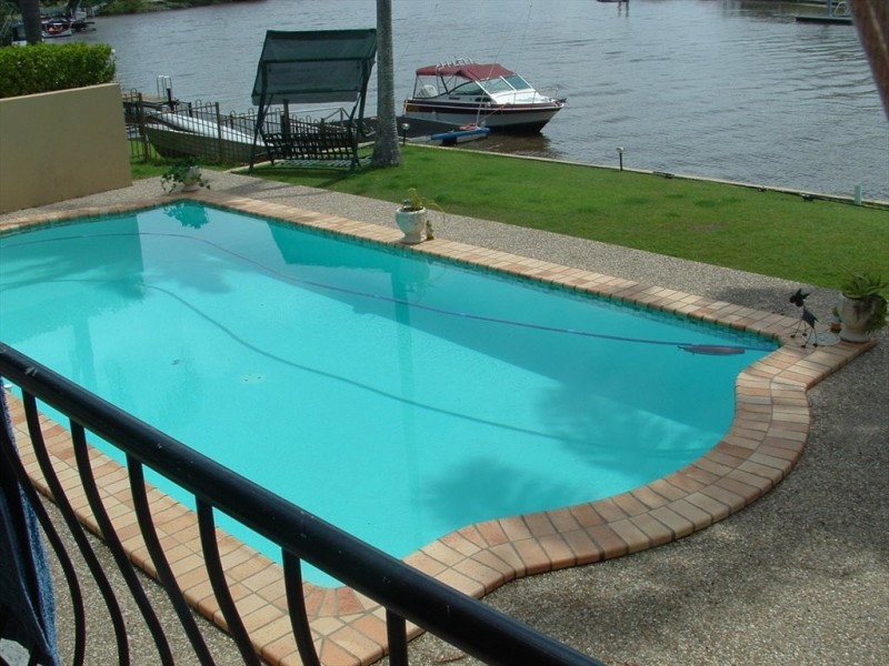 36 River Crescent, Broadbeach Waters QLD 4218