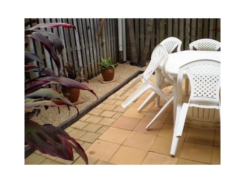 159 Pappas Way, Carrara QLD 4211