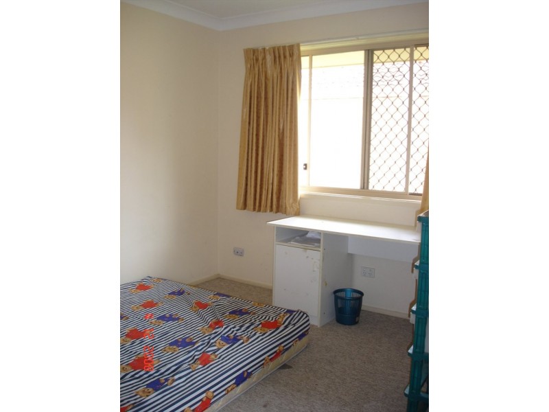 31 Usher Avenue, Labrador QLD 4215