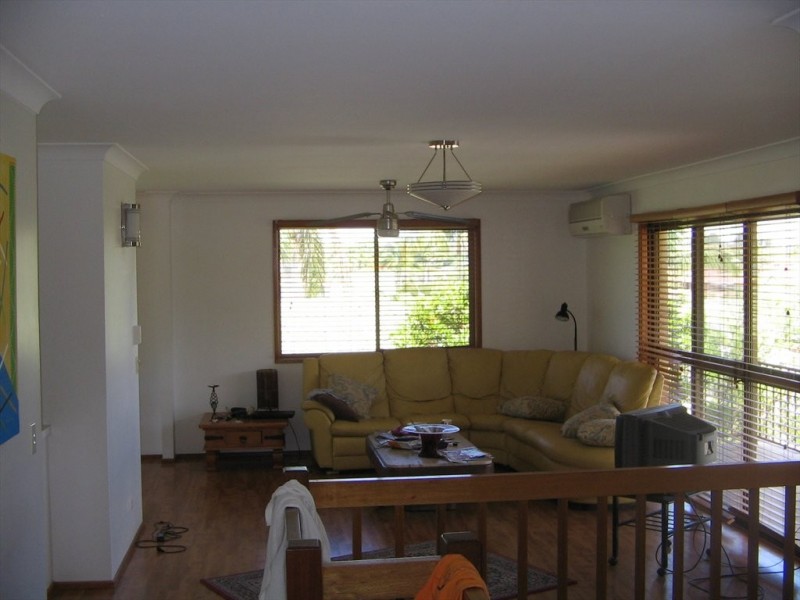 k p mcgrath drive, Elanora QLD 4221