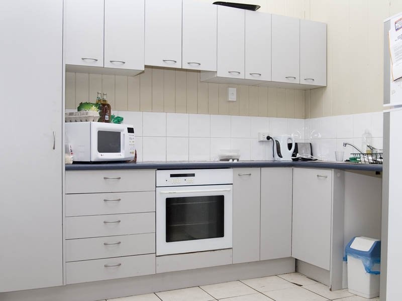 11 Camden Street, Albion QLD 4010