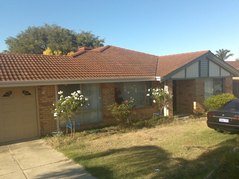 24 azelia street, Alexander Heights WA 6064