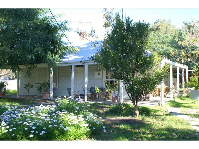 Central Tce, Beckenham WA 6107