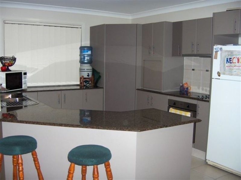 25 Stockdale street, Pacific Pines QLD 4211