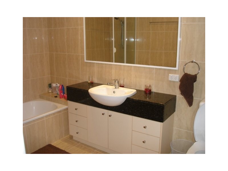 133 Bates Lane, Toowong QLD 4066