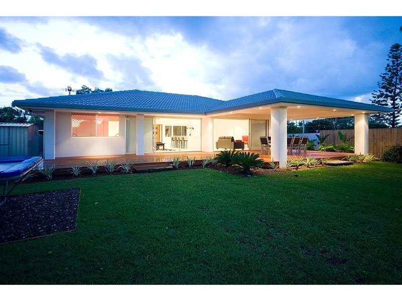 40 Alec Avenue, Mermaid Waters QLD 4218