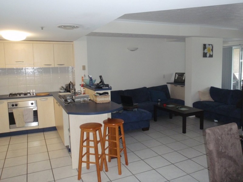 86 ogden, Townsville City QLD 4810