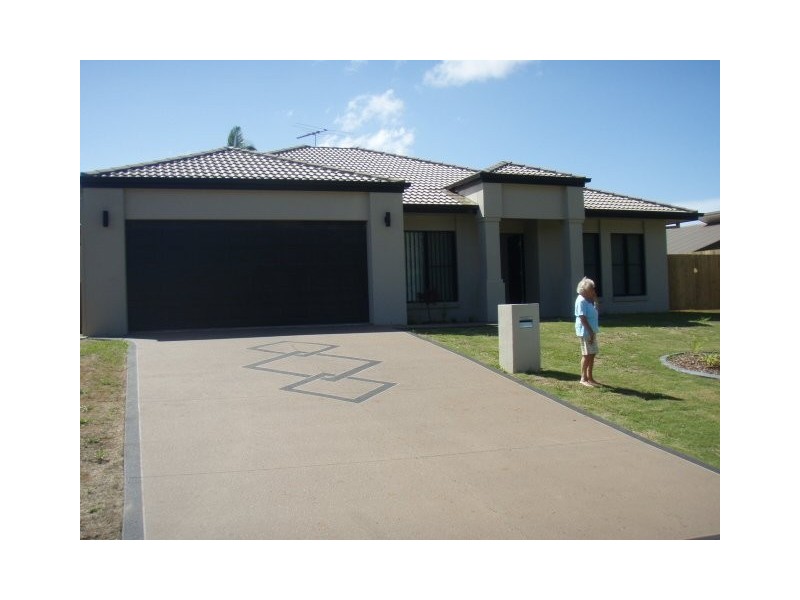 25 Sunningdale Drive, Redland Bay QLD 4165