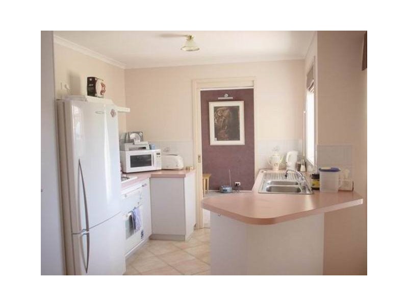 8 Alarmon Crescent, Dunlop ACT 2615