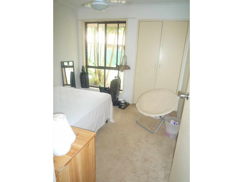Olsen ave, Arundel QLD 4214