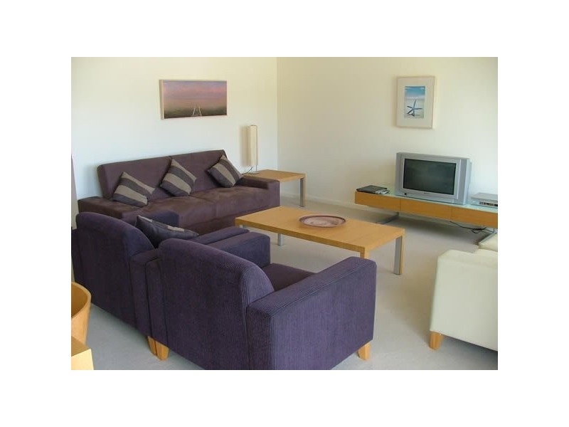 4 Park Avenue, Burleigh Heads QLD 4220